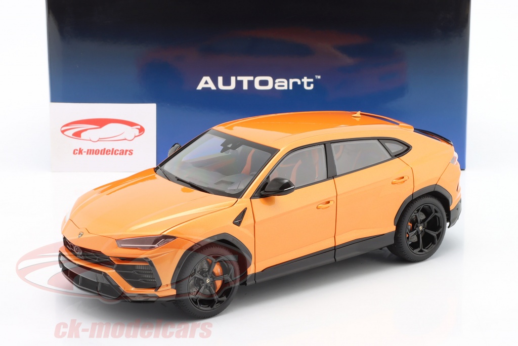 AUTOart 1:18 Lamborghini Urus year 2018 borealis orange 79160 model car  79160 674110791600
