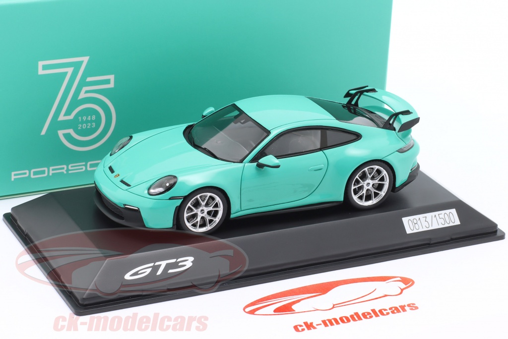 Spark 1:43 Porsche 911 (992) GT3 建設年 2021 ミントグリーン